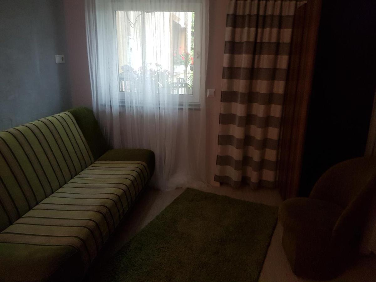Wczasowisko Karola Apartment Lubomierz  Ngoại thất bức ảnh