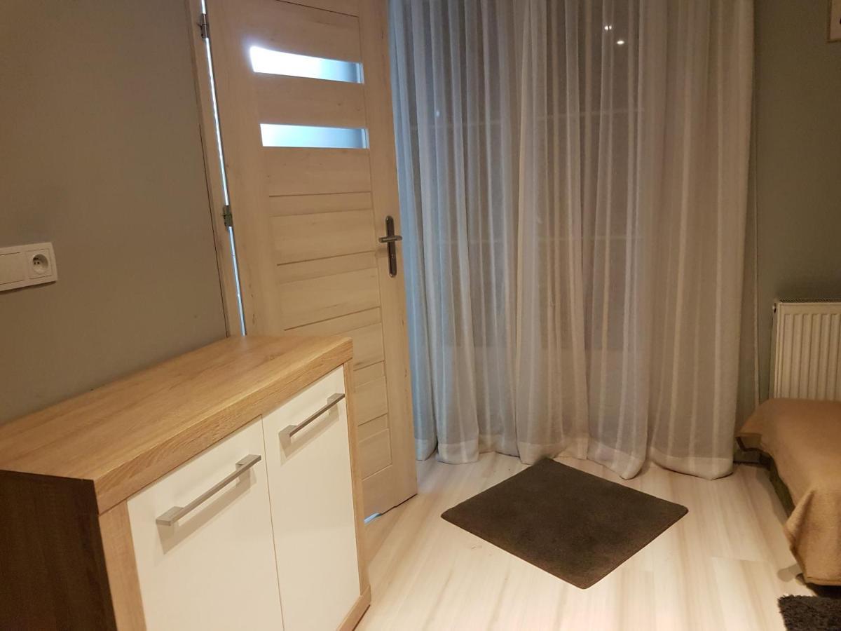 Wczasowisko Karola Apartment Lubomierz  Ngoại thất bức ảnh